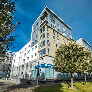 Ocean Serviced 4* Edynburg