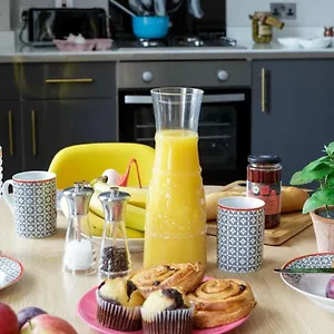  Apartment Dream - Beau Street United Kingdom